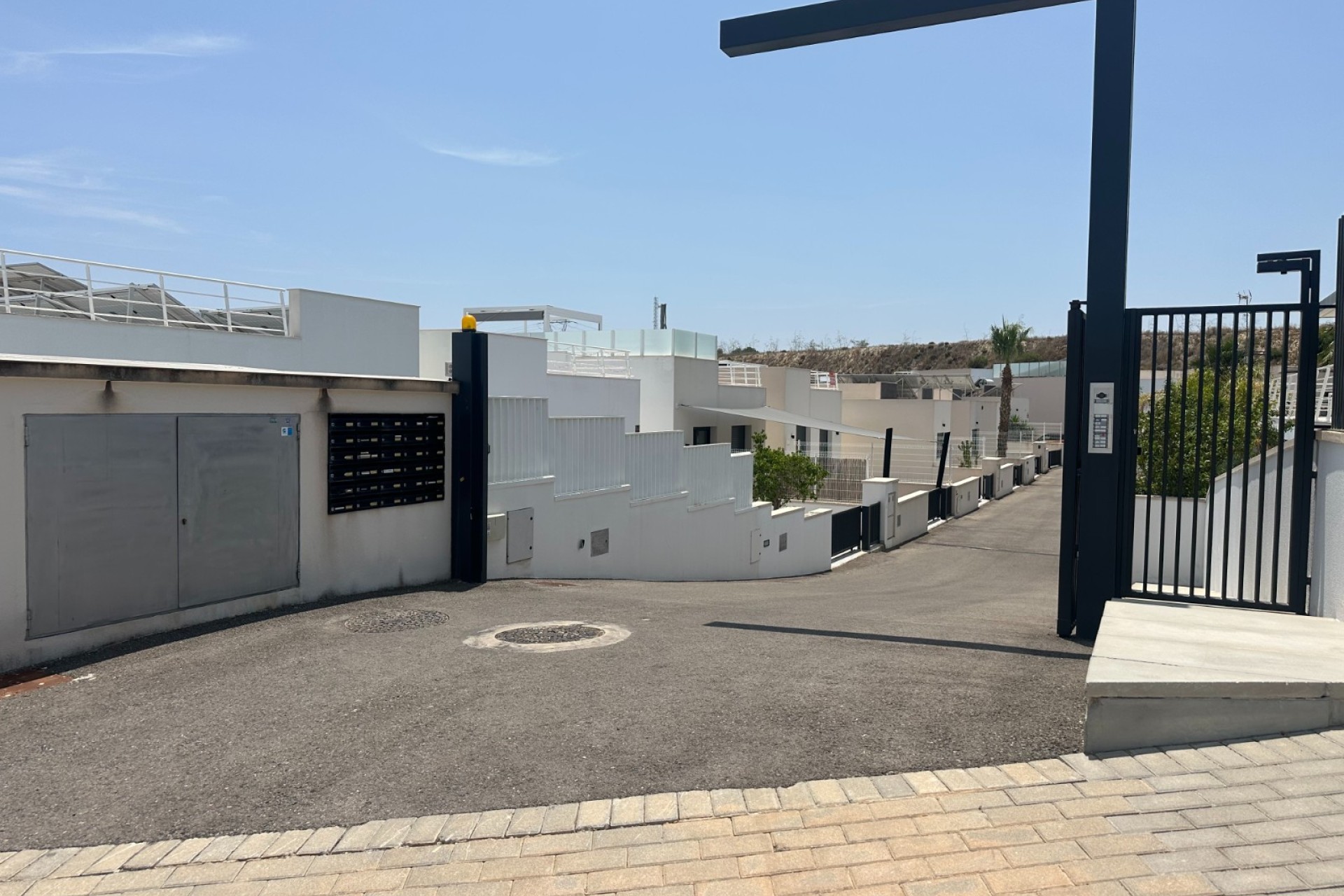 Resale - Villa - San Miguel de Salinas