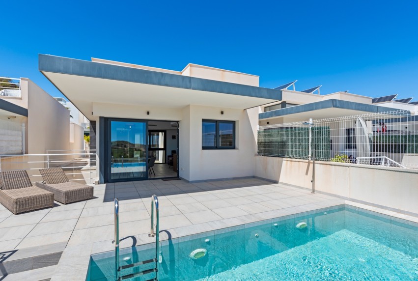 Resale - Villa - San Miguel de Salinas