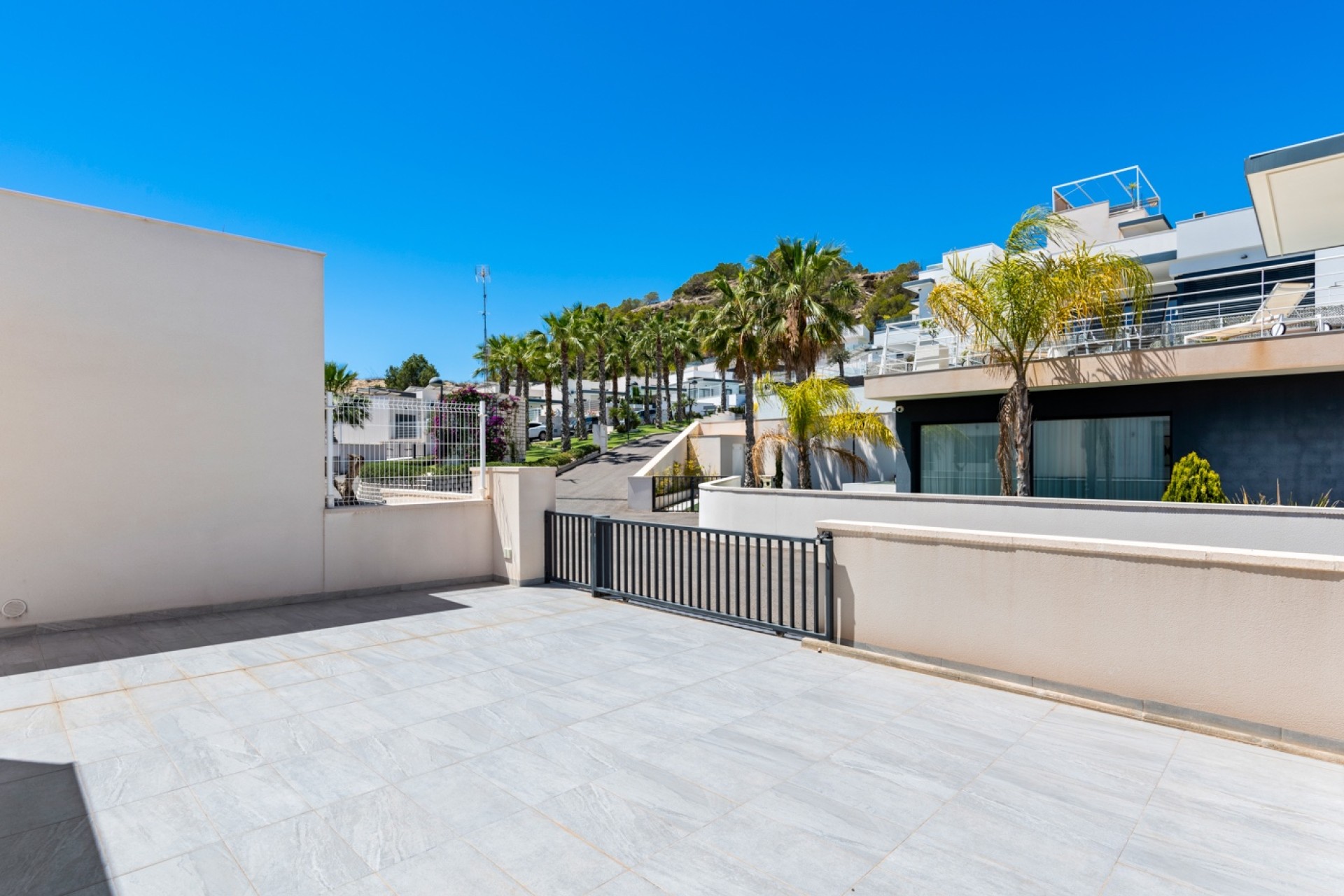 Resale - Villa - San Miguel de Salinas