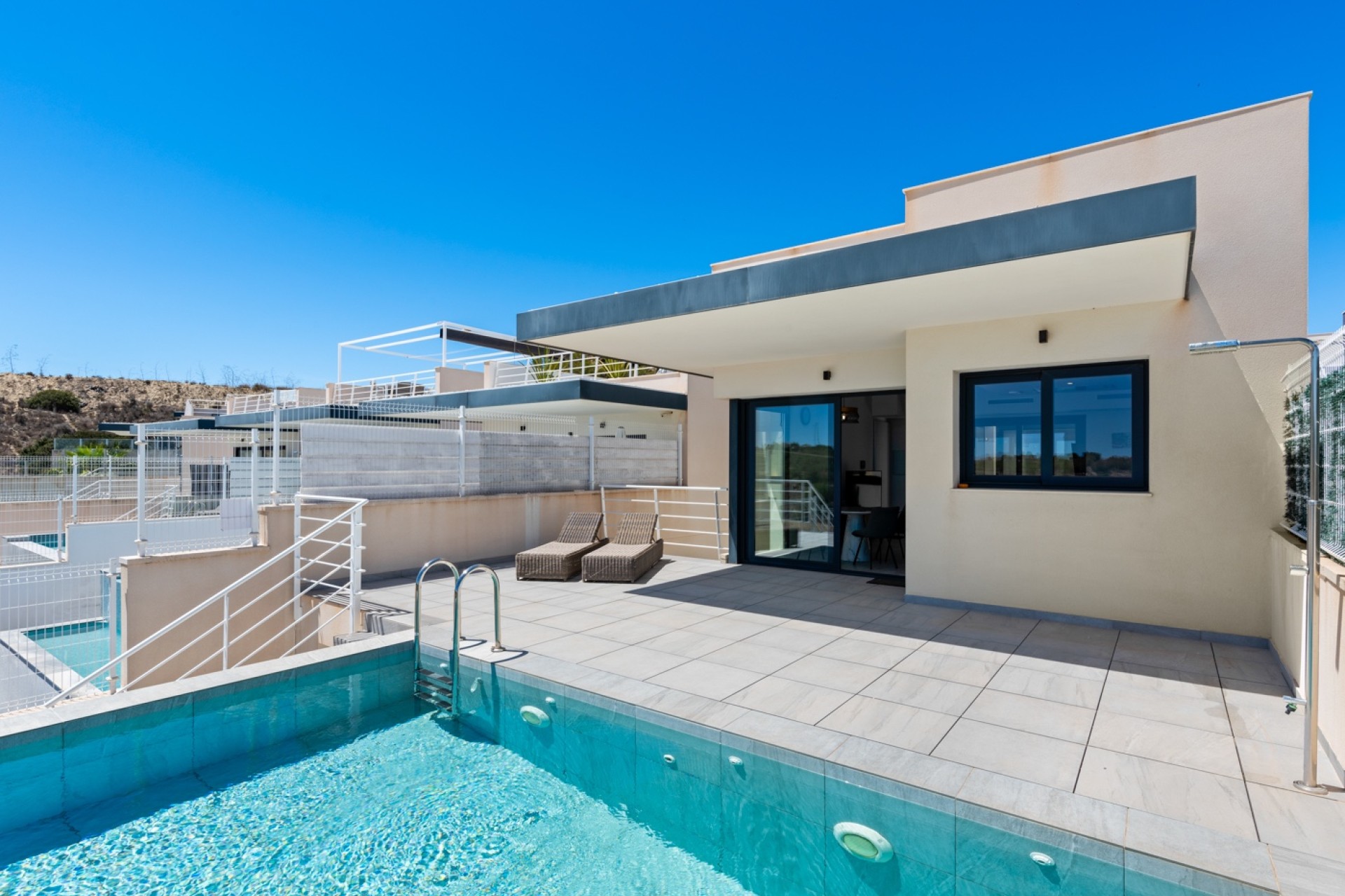 Resale - Villa - San Miguel de Salinas