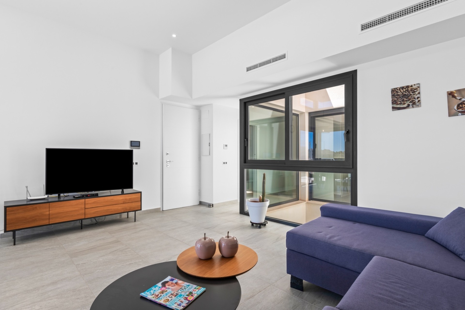 Resale - Villa - San Miguel de Salinas