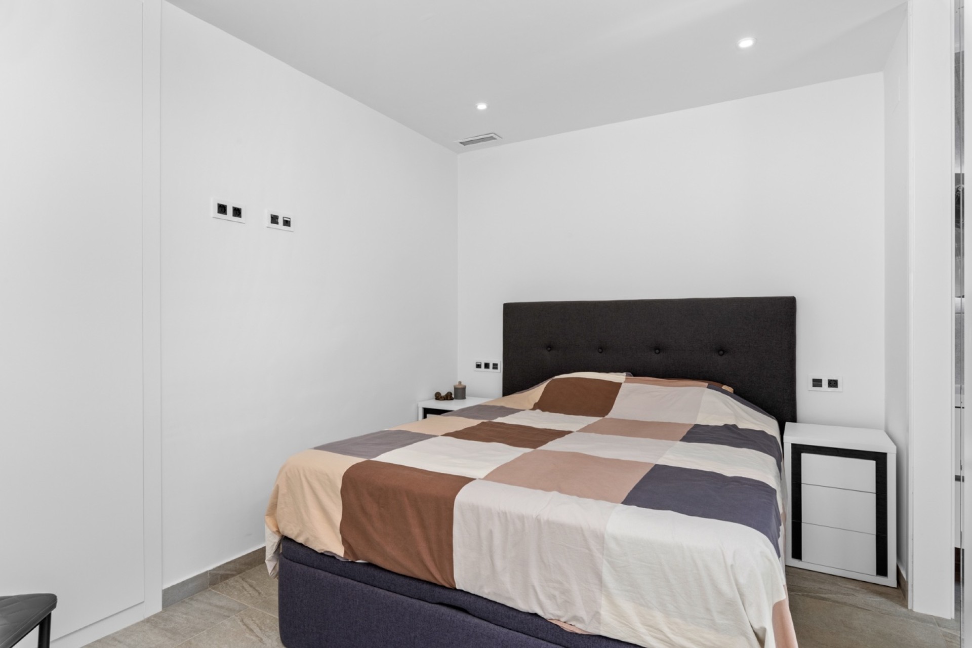 Resale - Villa - San Miguel de Salinas