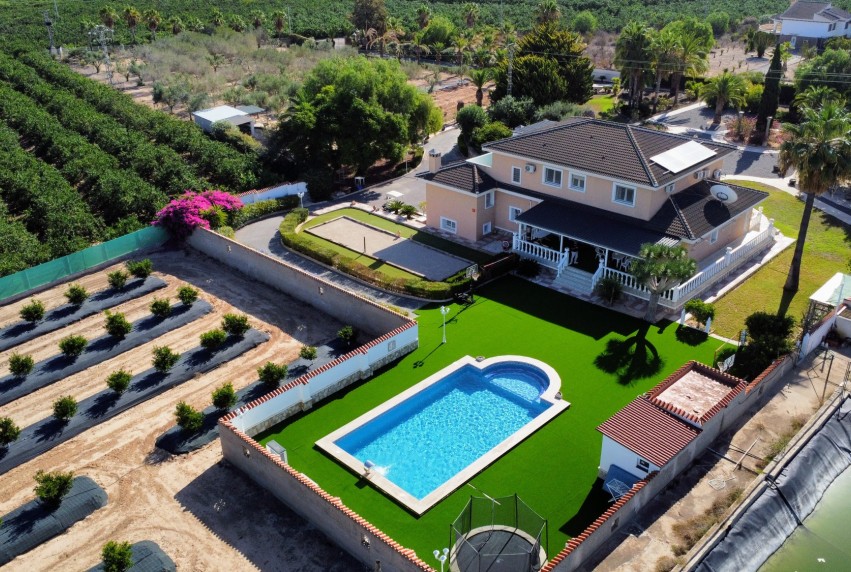 Resale - Villa - San Miguel de Salinas