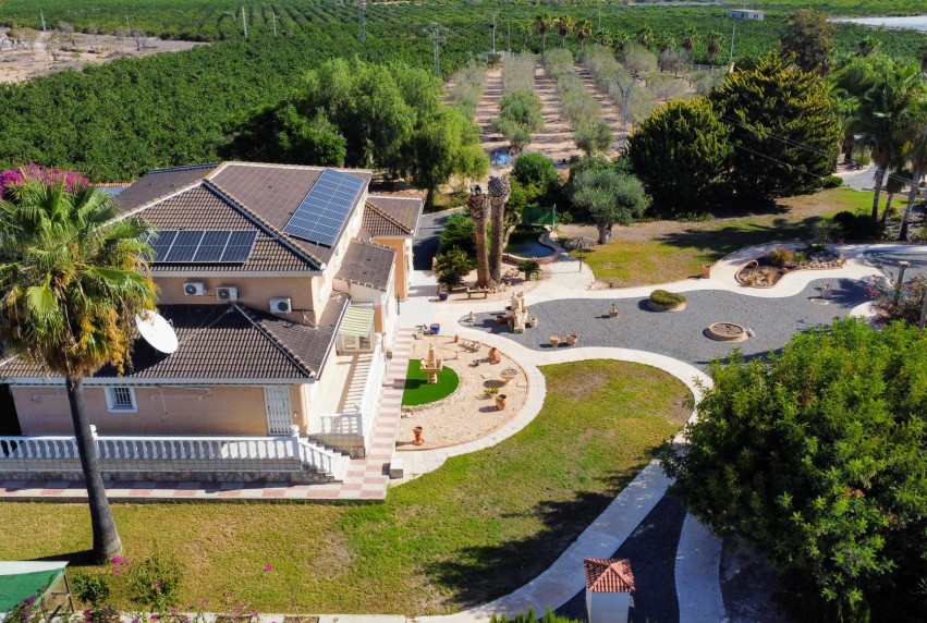 Resale - Villa - San Miguel de Salinas