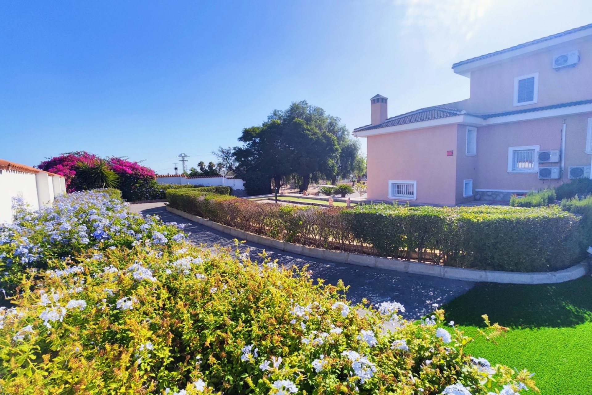 Resale - Villa - San Miguel de Salinas