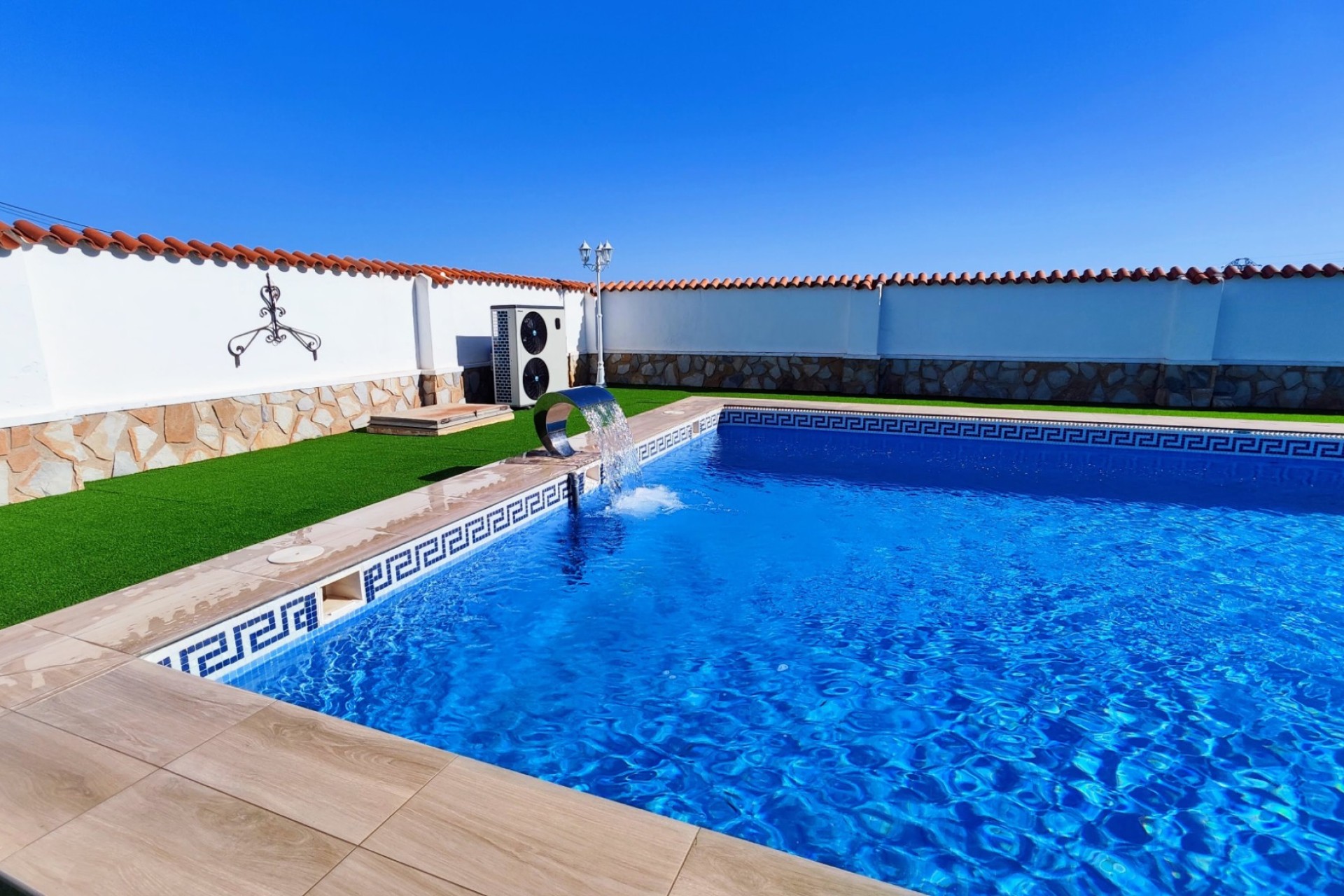 Resale - Villa - San Miguel de Salinas