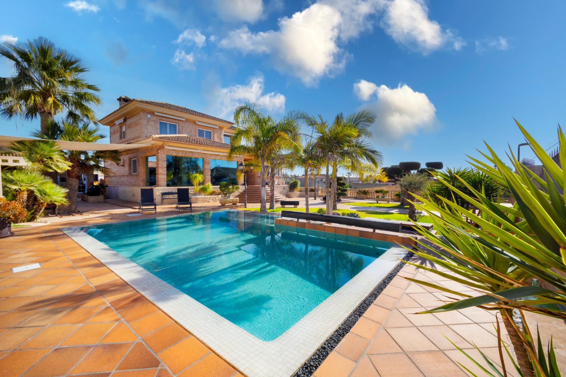 Resale - Villa - San Vicente de Raspeig - Los Girasoles