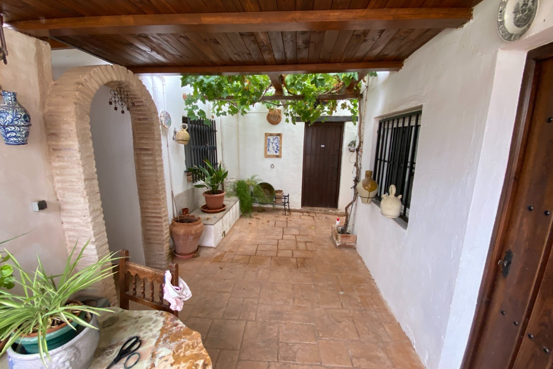 Resale - Villa - Sax