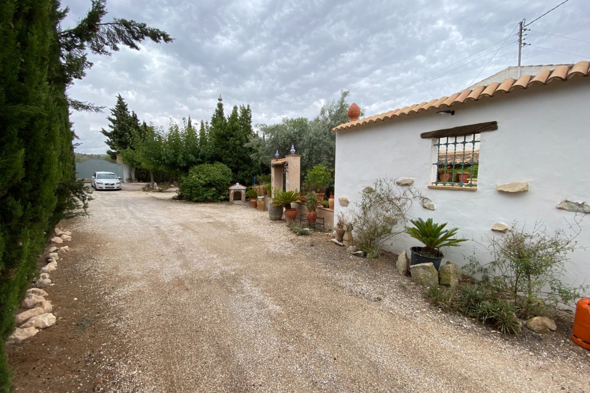 Resale - Villa - Sax