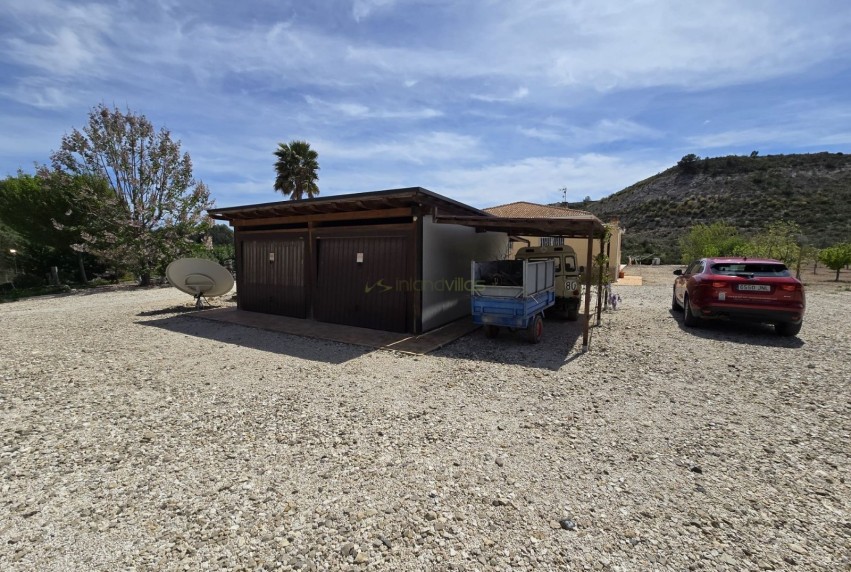 Resale - Villa - Sax