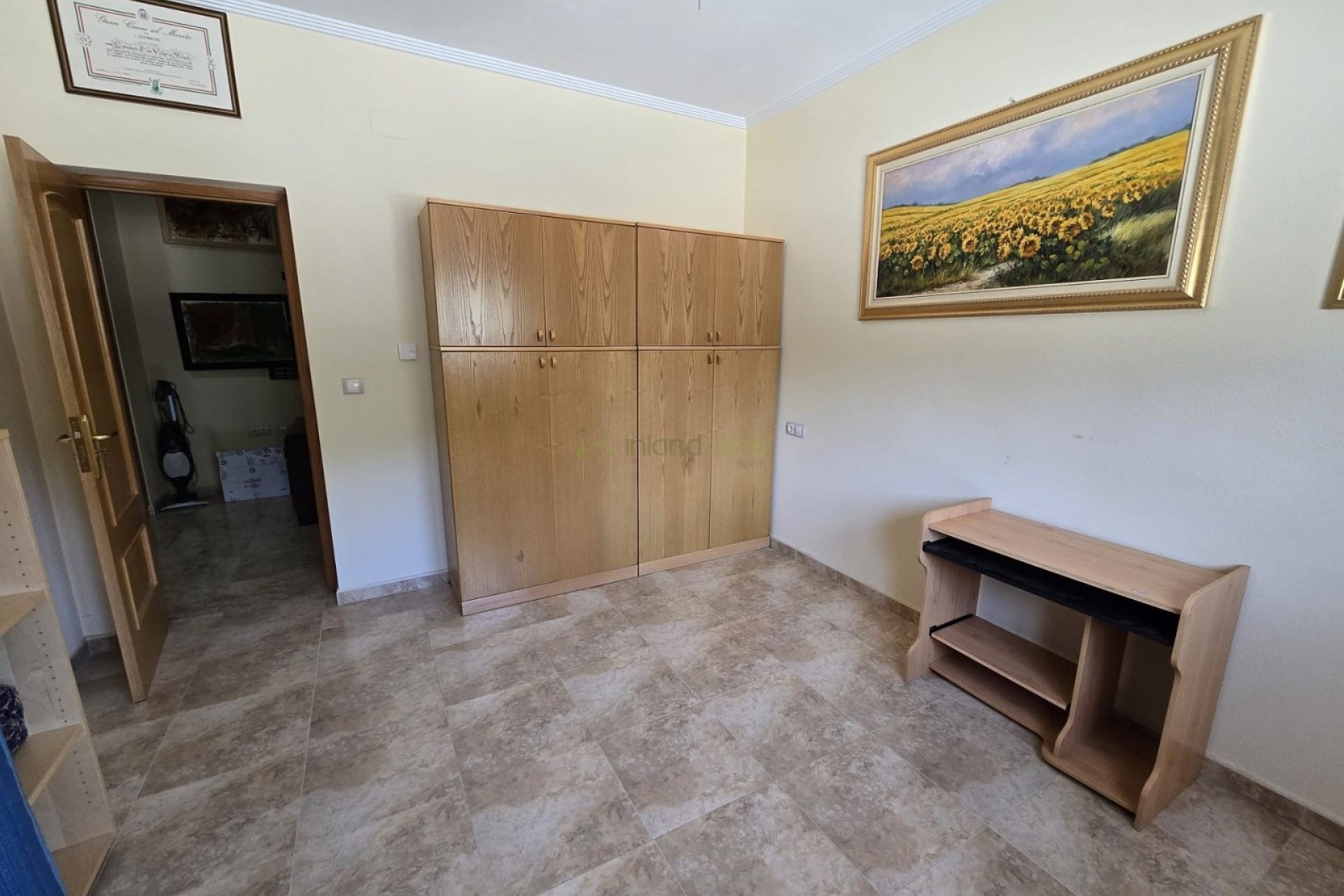 Resale - Villa - Sax