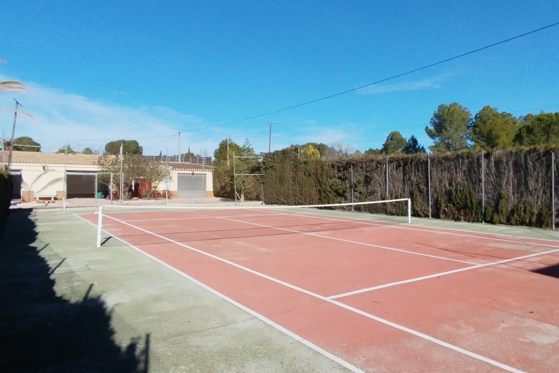 Resale - Villa - Sax