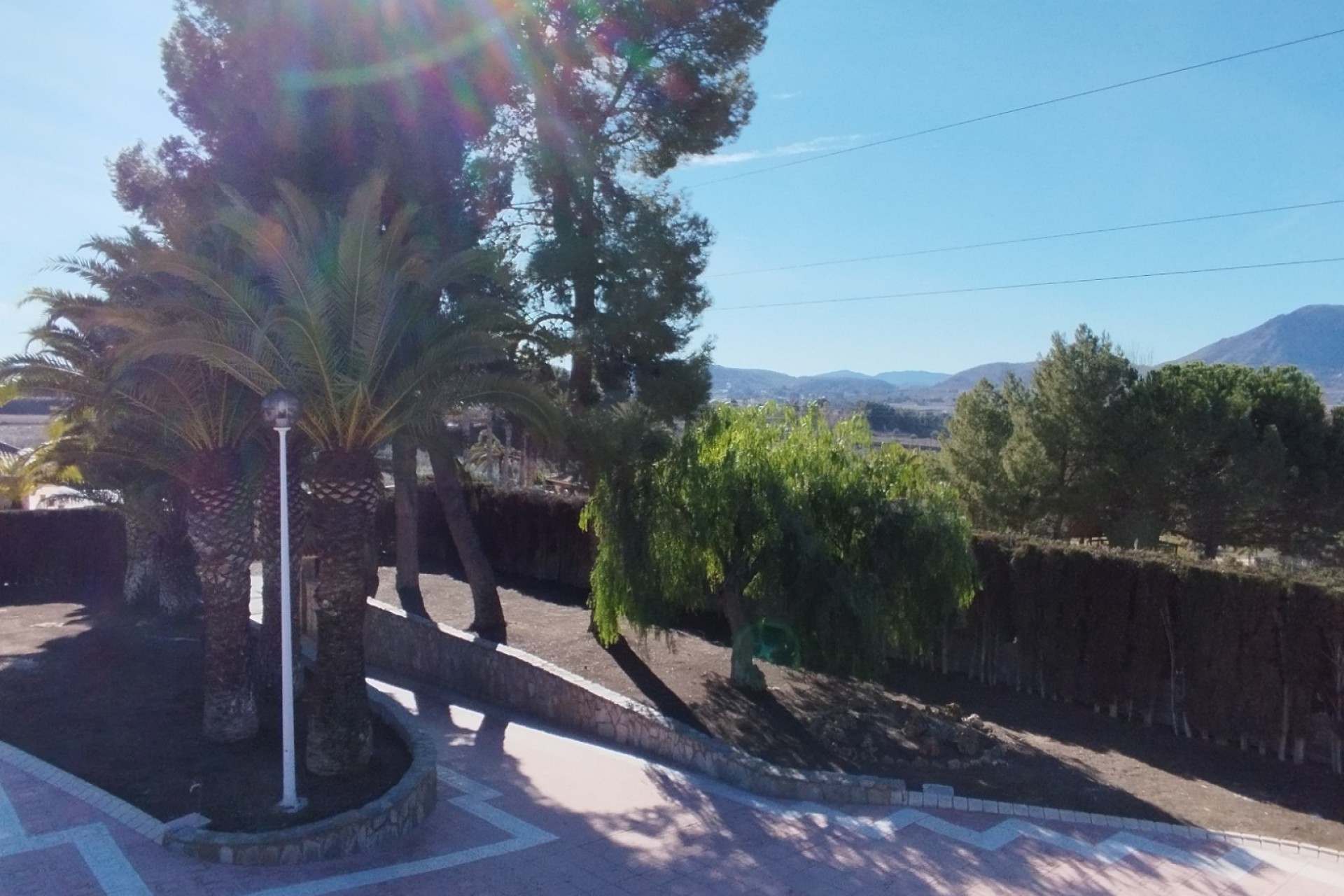 Resale - Villa - Sax