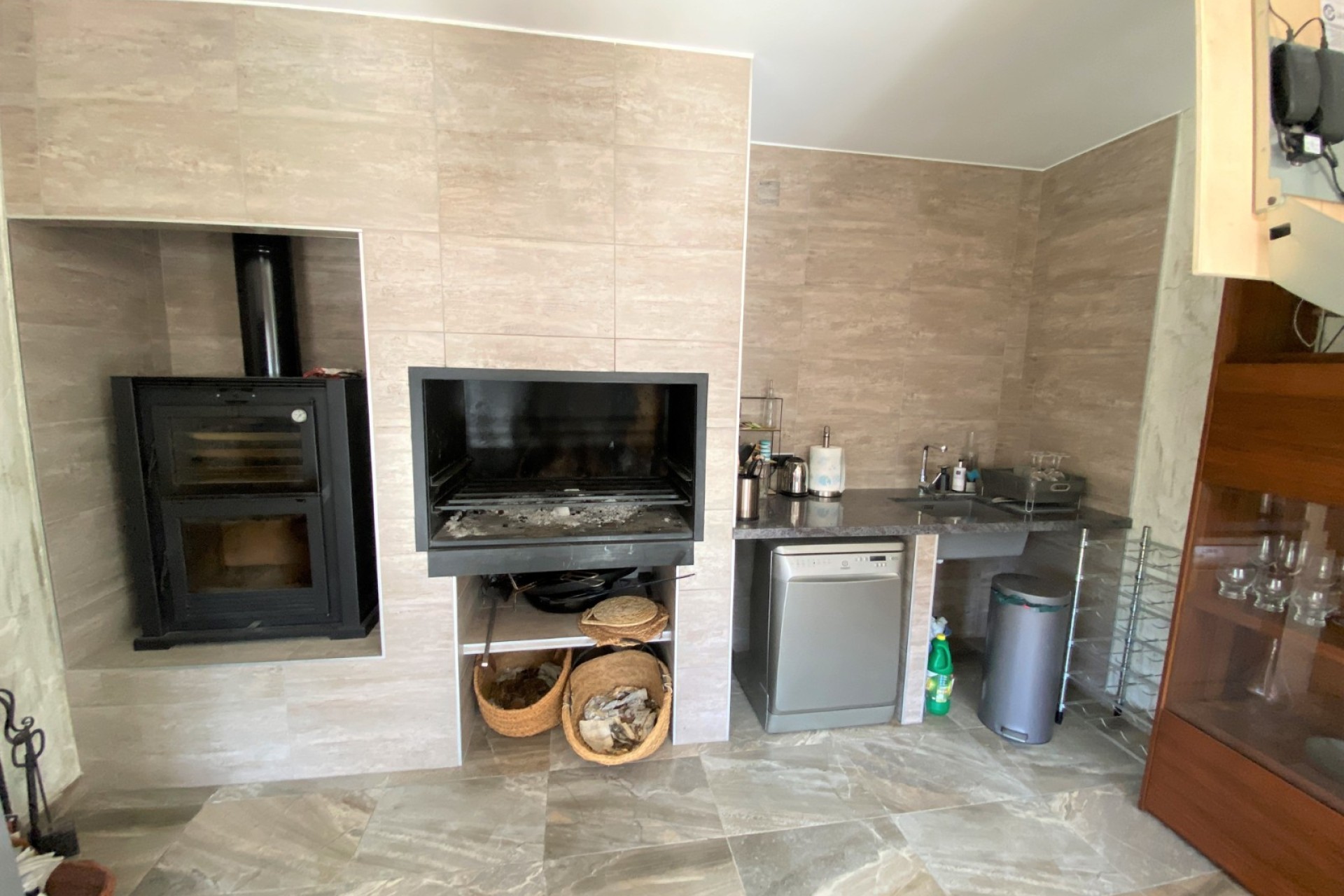 Resale - Villa - Sax