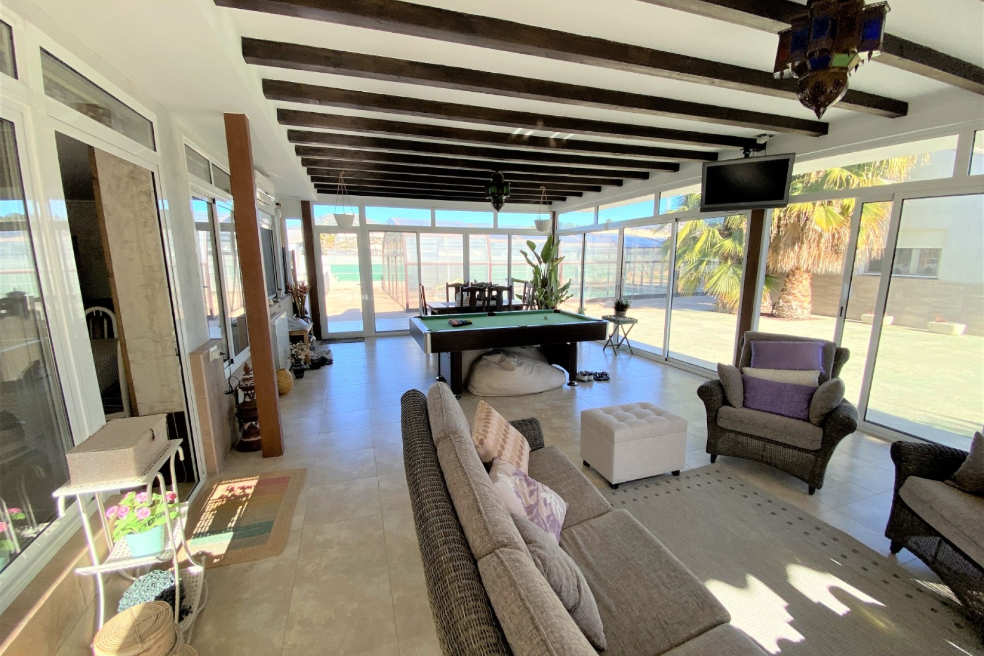 Resale - Villa - Sax