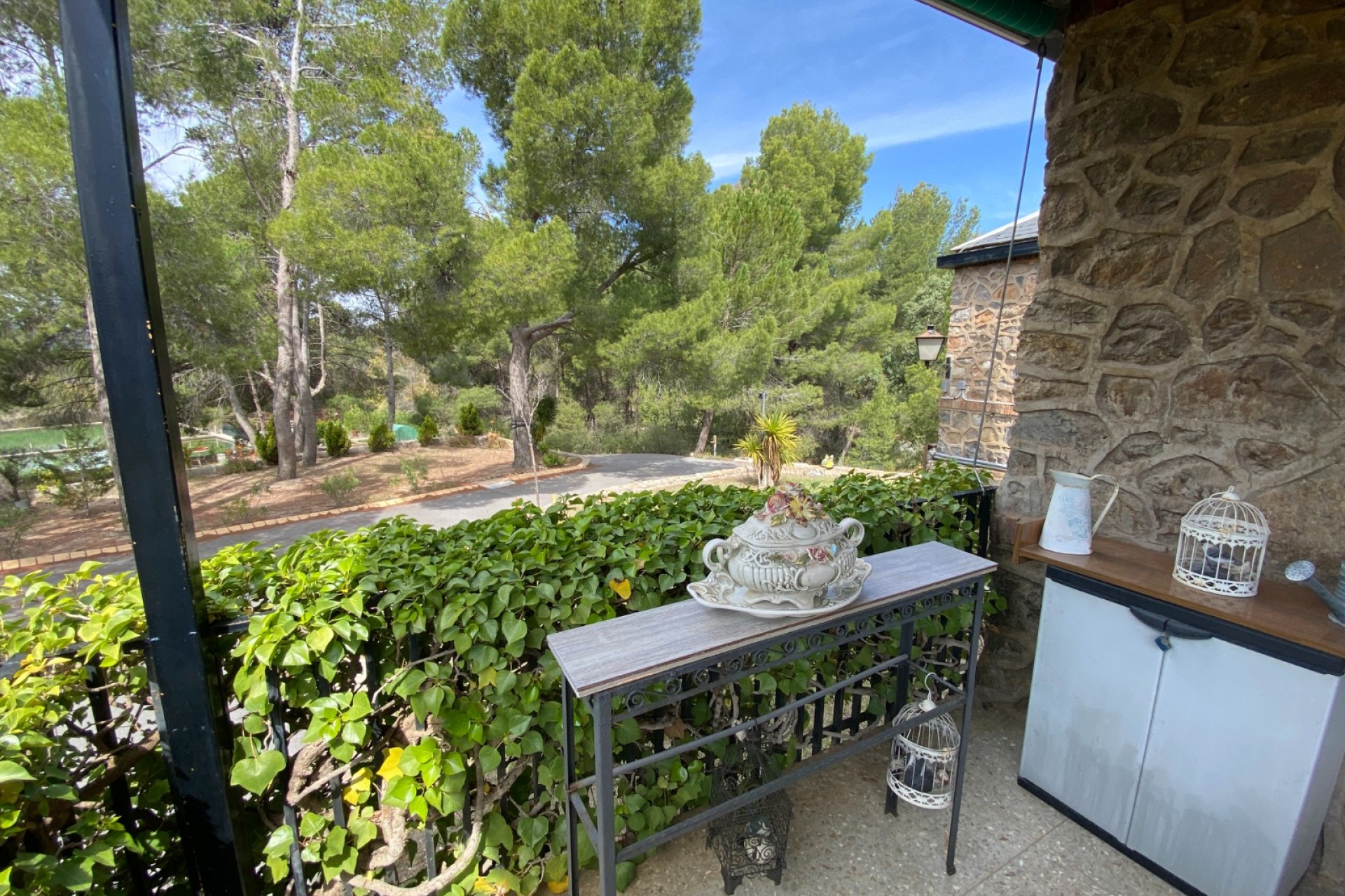 Resale - Villa - Sax