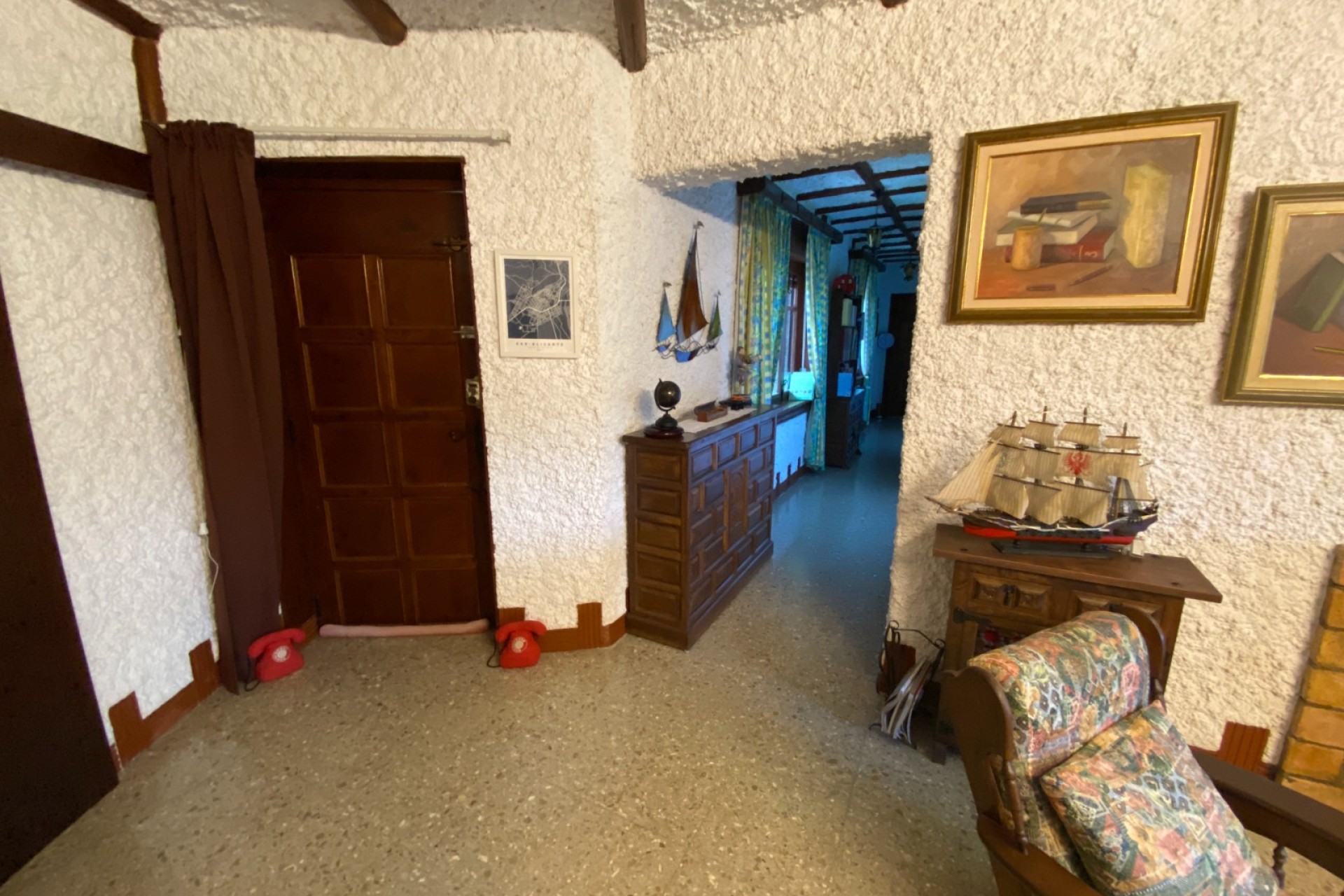 Resale - Villa - Sax
