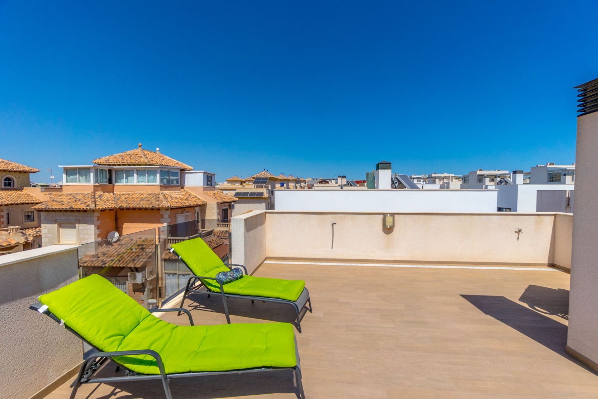 Resale - Villa - Torrevieja - Aguas Nuevas