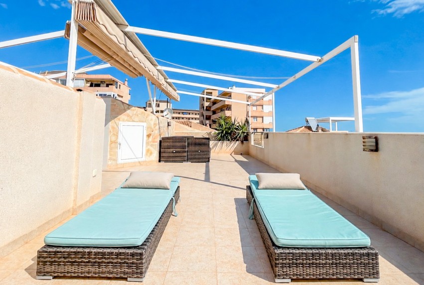 Resale - Villa - Torrevieja - Cabo Cervera