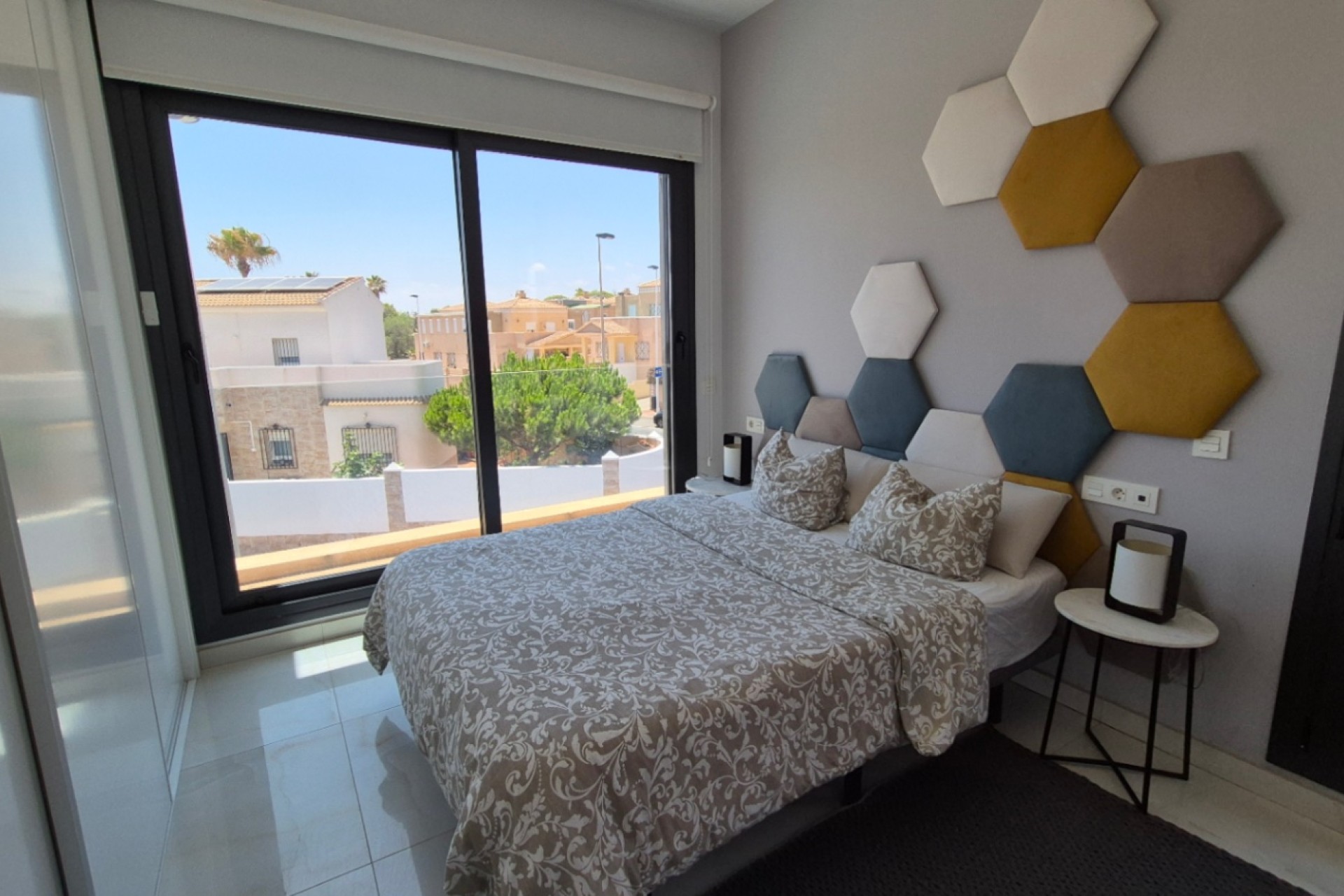 Resale - Villa - Torrevieja - Costa Blanca Sur