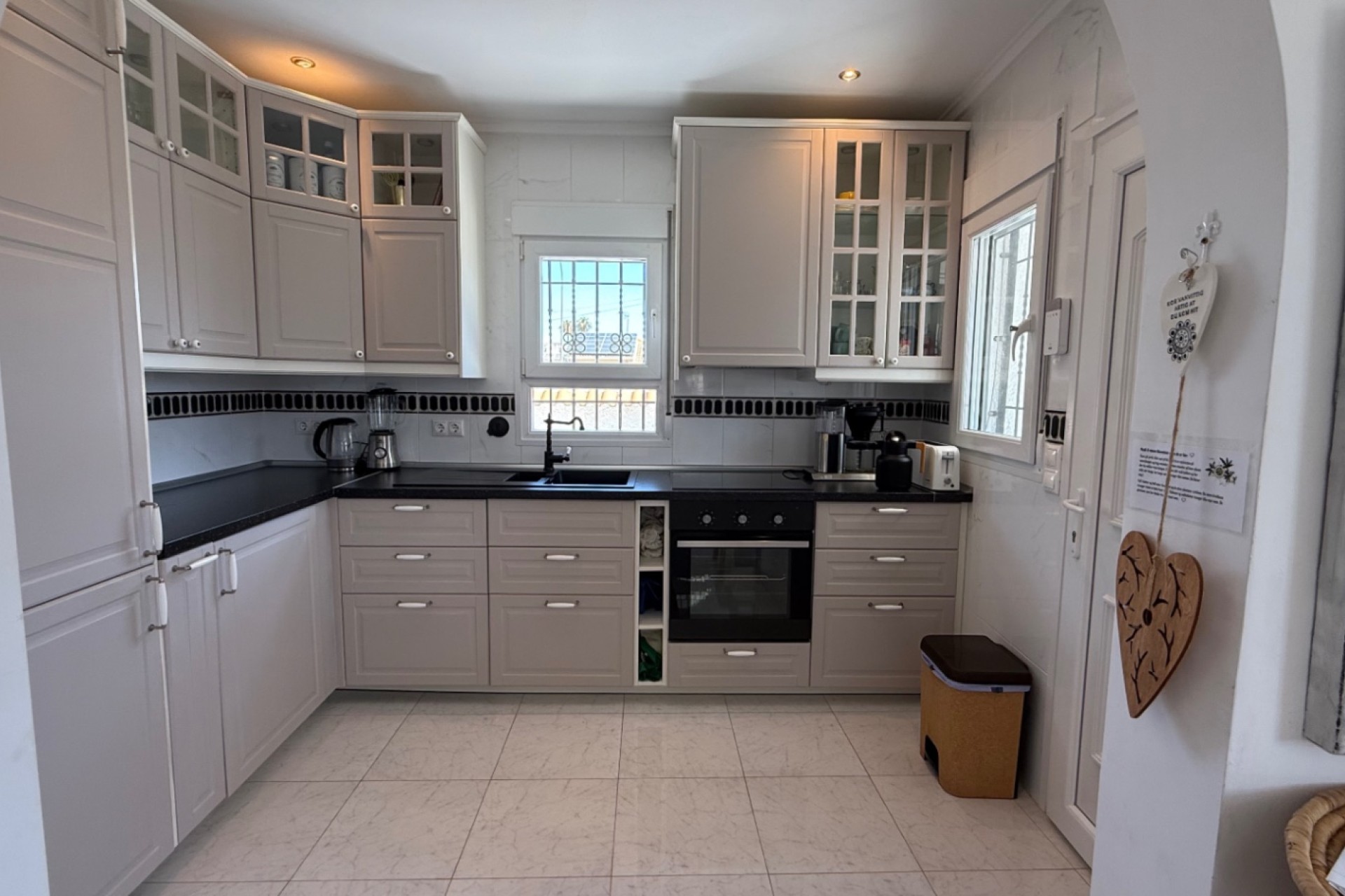 Resale - Villa - Torrevieja - Costa Blanca Sur