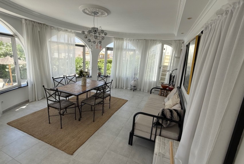 Resale - Villa - Torrevieja - Costa Blanca Sur