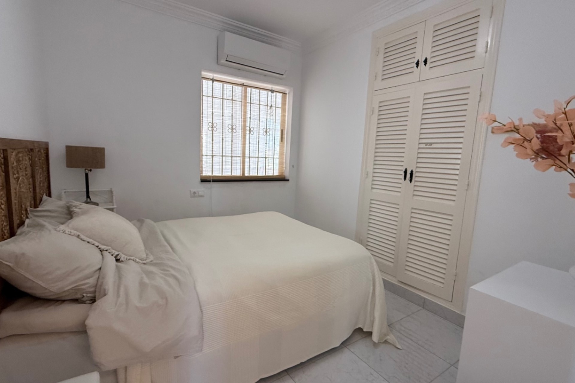 Resale - Villa - Torrevieja - Costa Blanca Sur