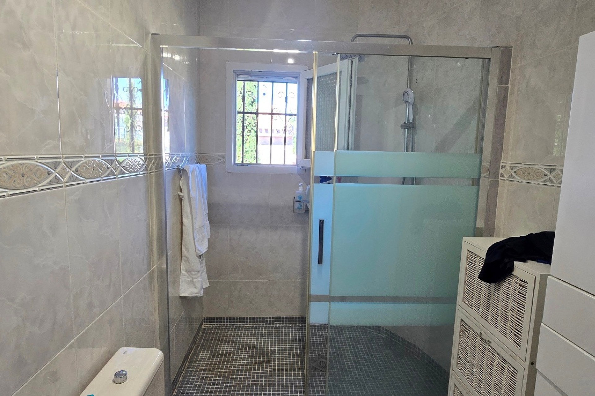 Resale - Villa - Torrevieja - El Chaparral