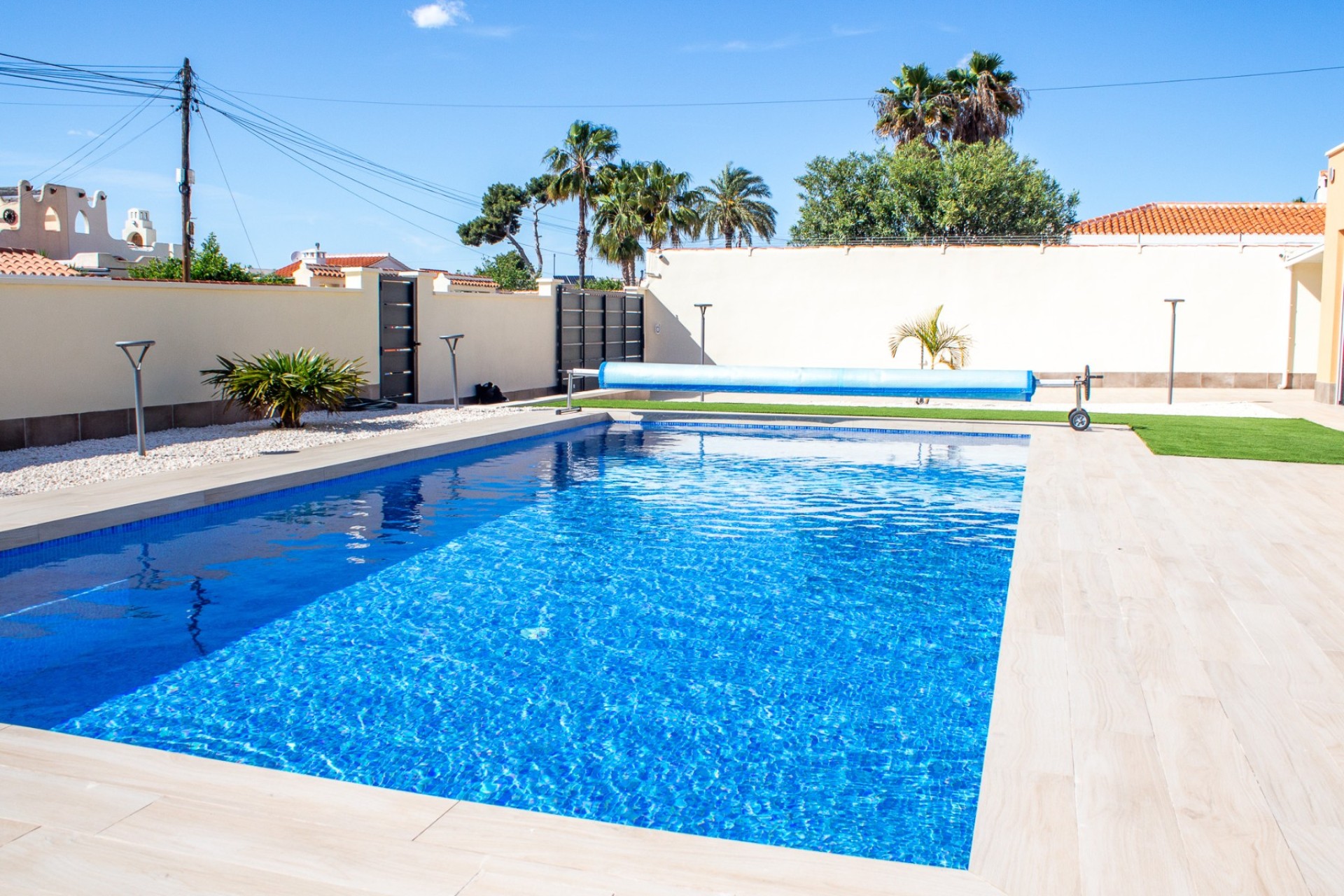 Resale - Villa - Torrevieja - La Siesta