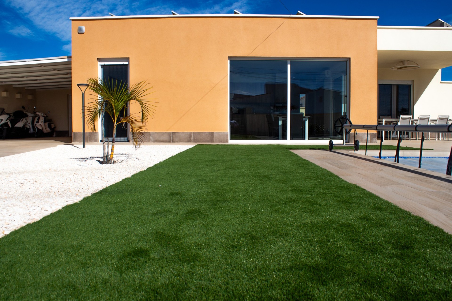 Resale - Villa - Torrevieja - La Siesta