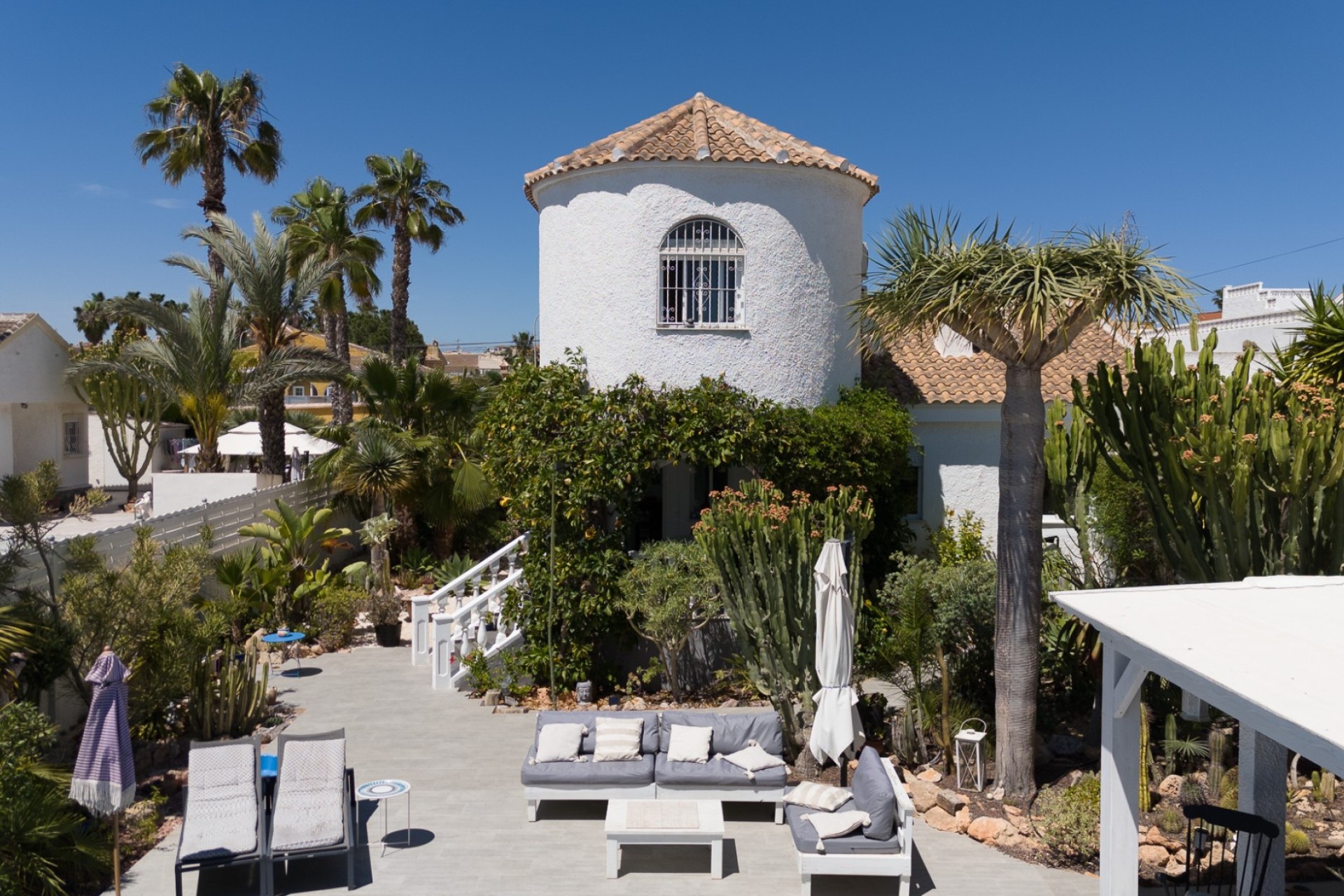 Resale - Villa - Torrevieja - La Siesta