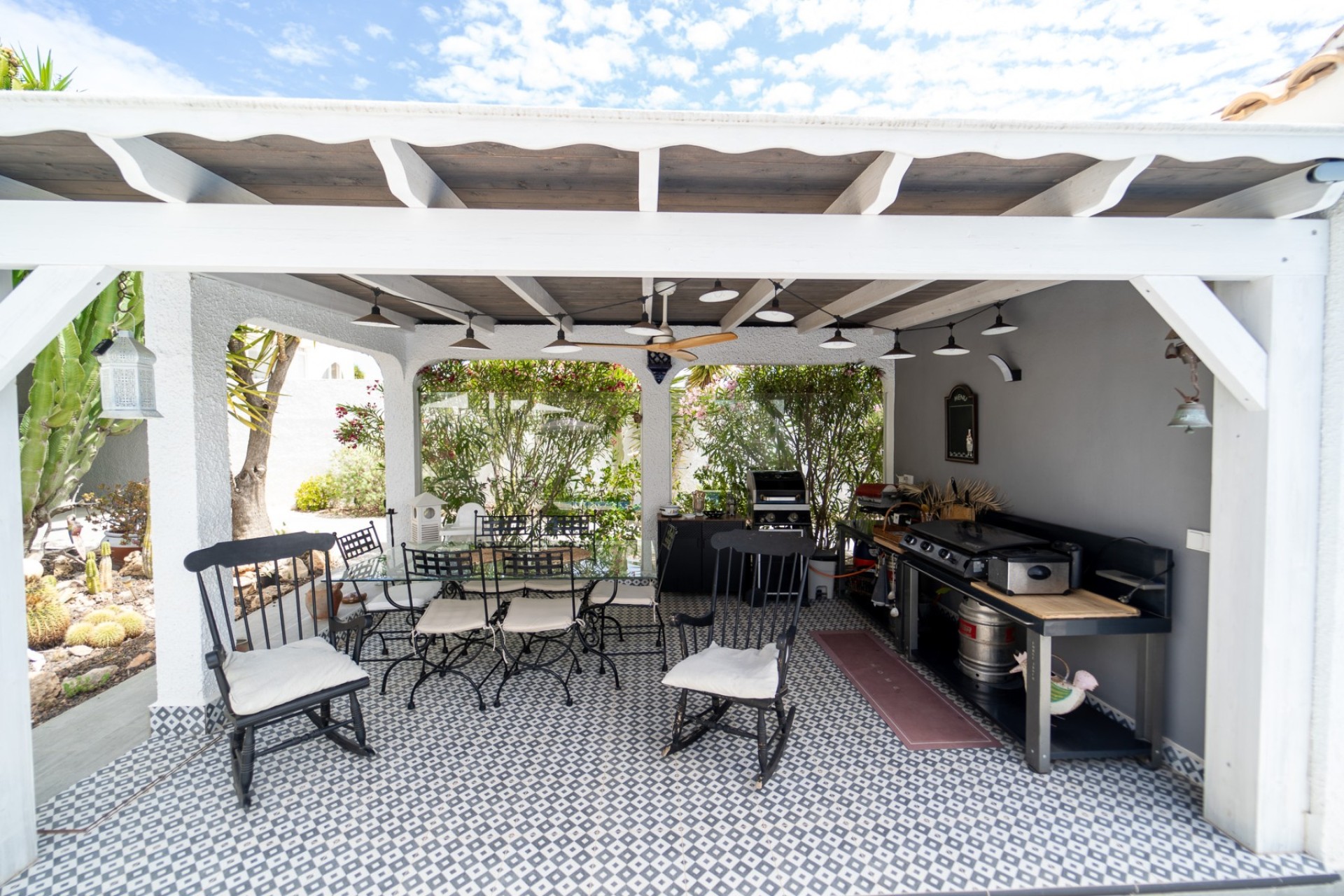 Resale - Villa - Torrevieja - La Siesta