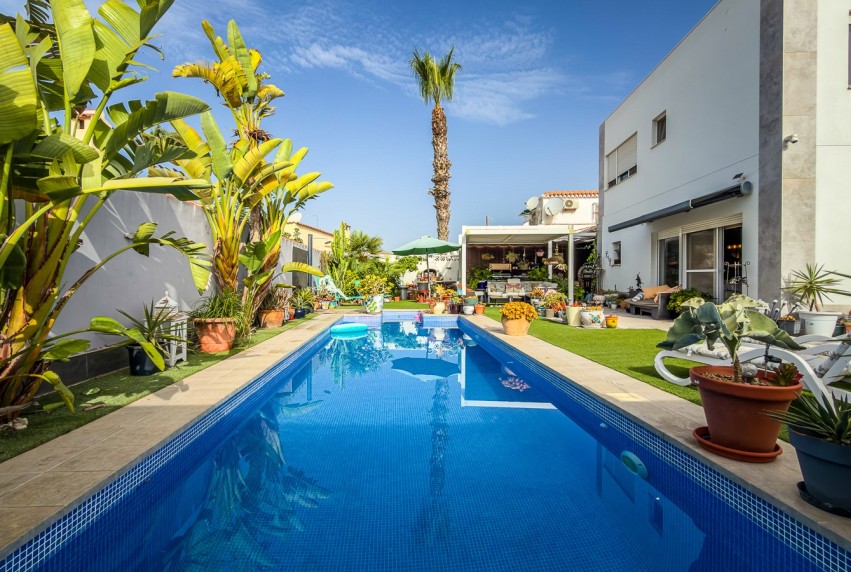 Resale - Villa - Torrevieja - Torreta - Florida