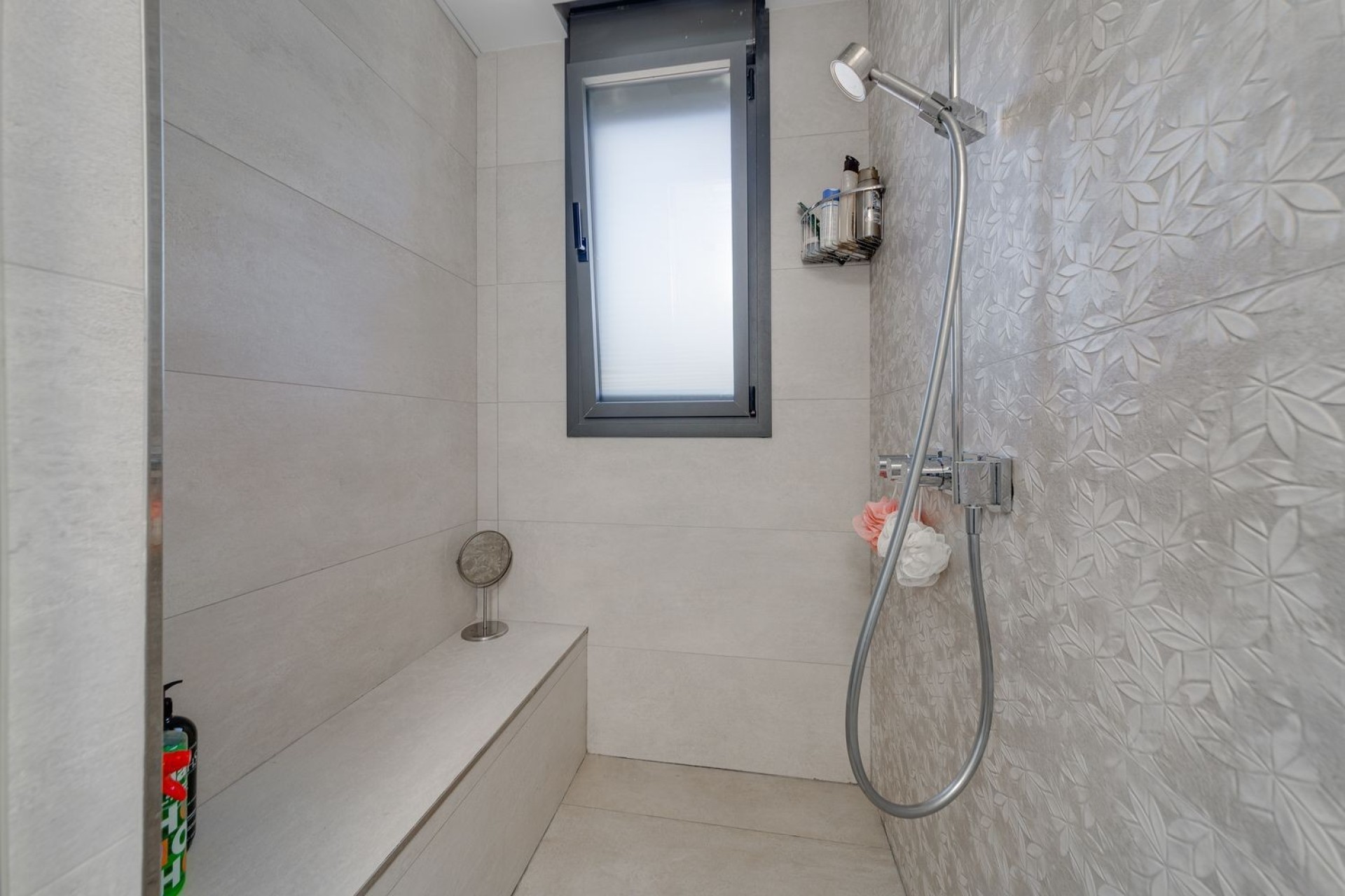 Resale - Villa - Torrevieja