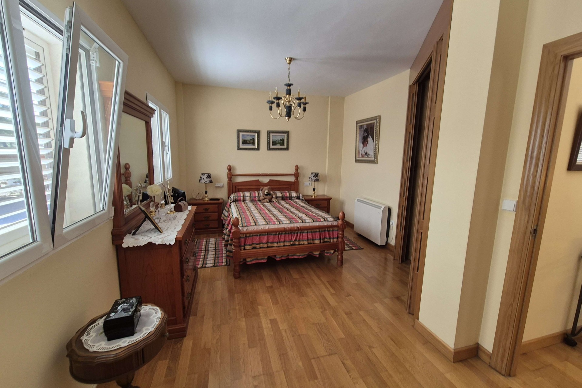 Resale - Villa - Totana