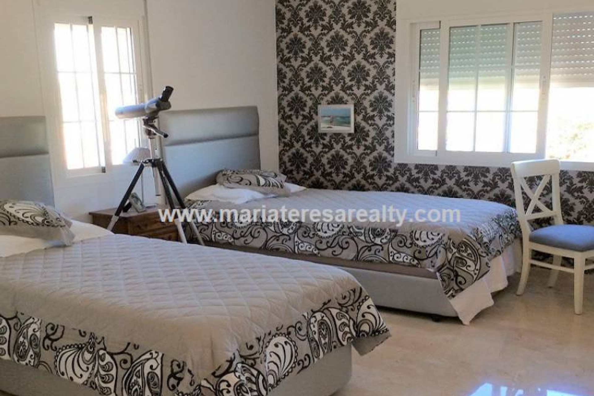 Resale - Villa - Valle del Sol