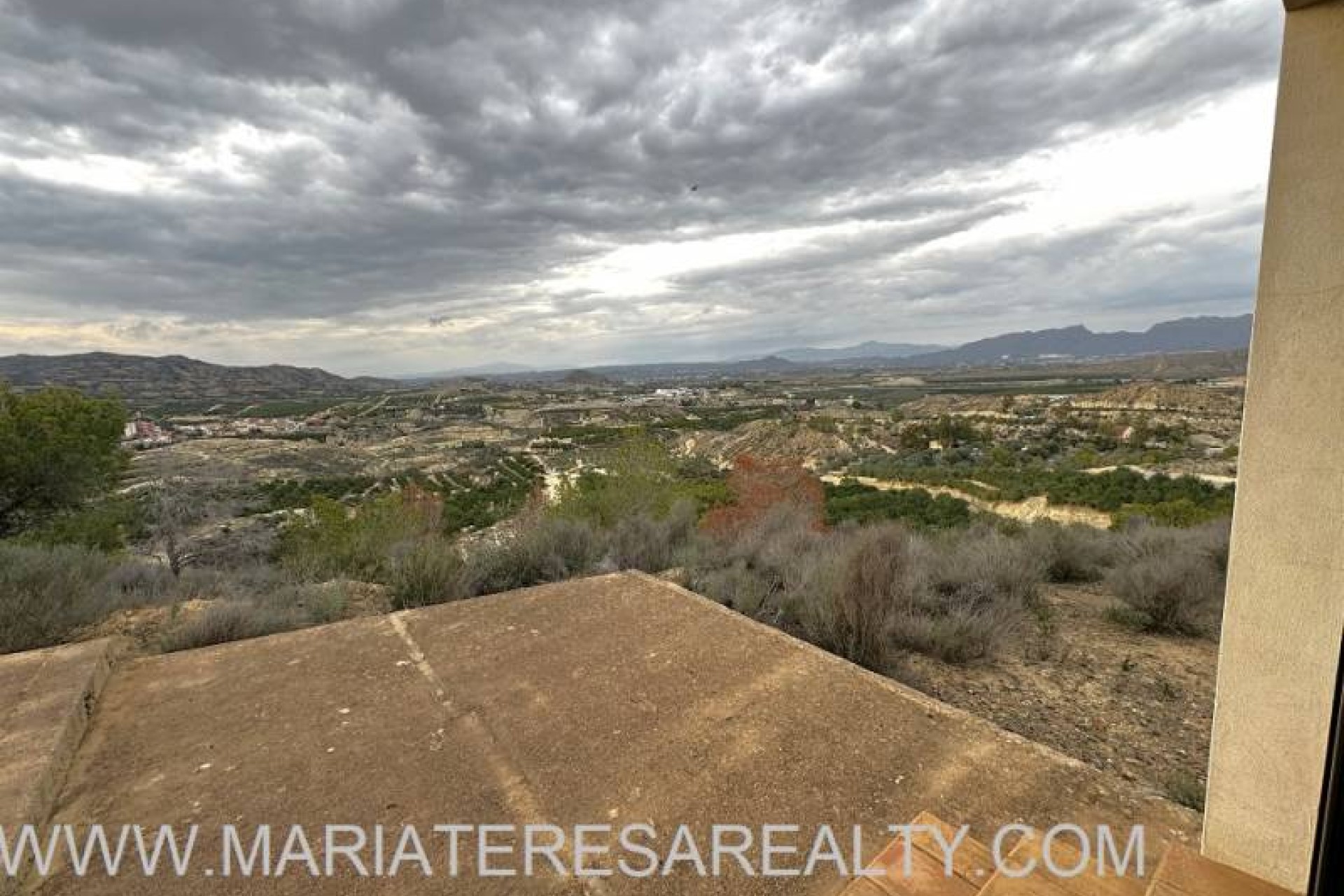 Resale - Villa - Valle del Sol