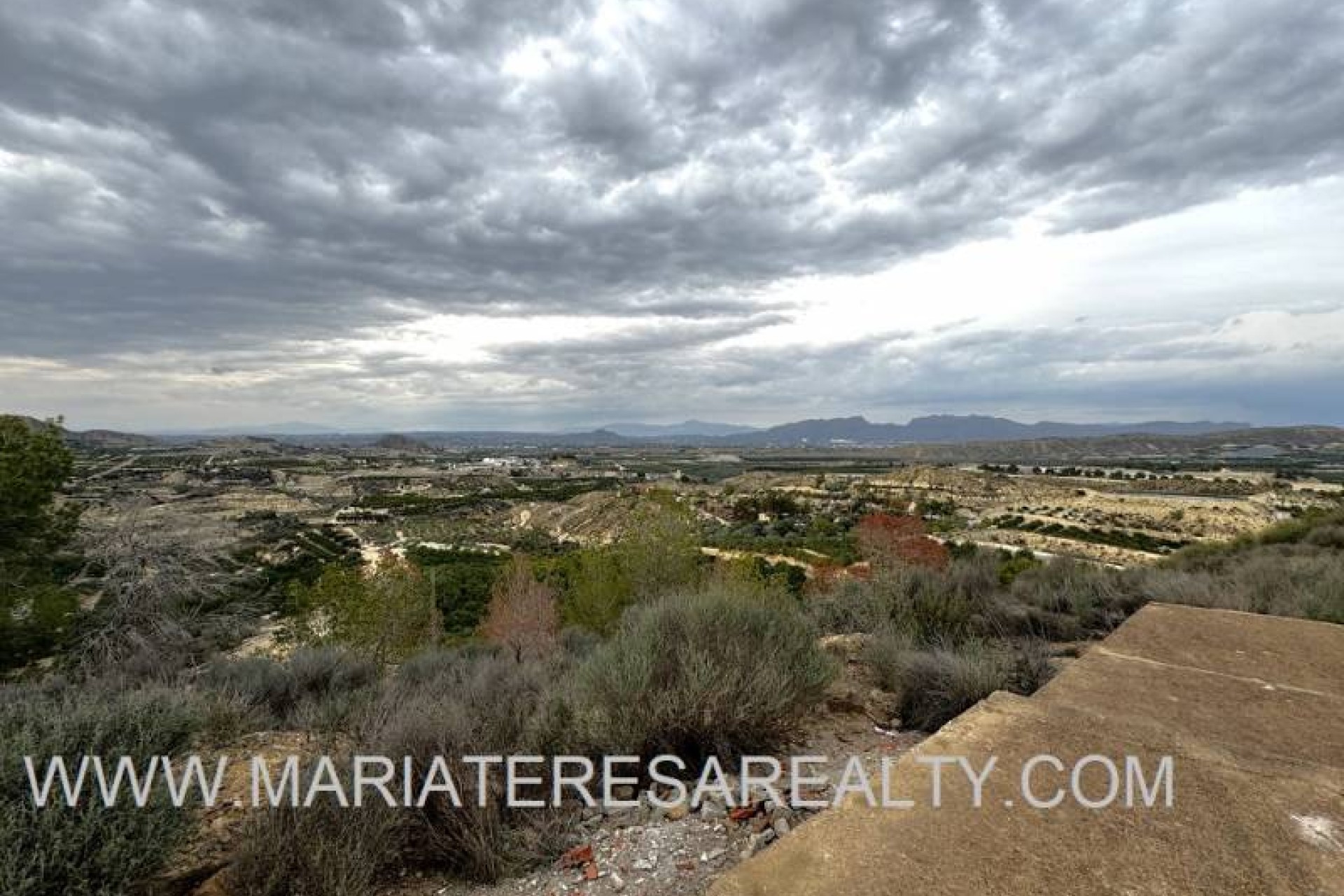 Resale - Villa - Valle del Sol