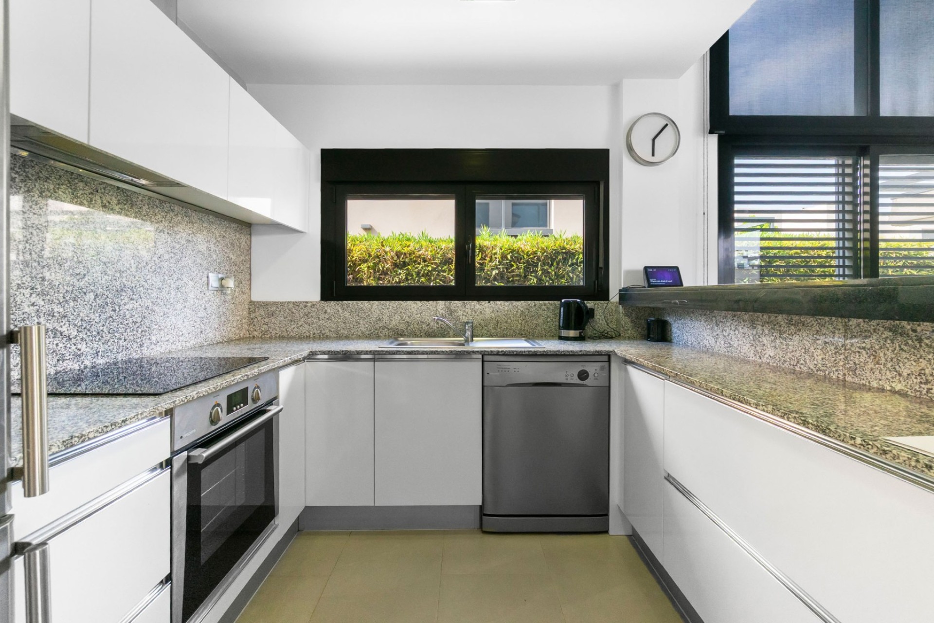 Resale - Villa - Villamartín - Los Dolses