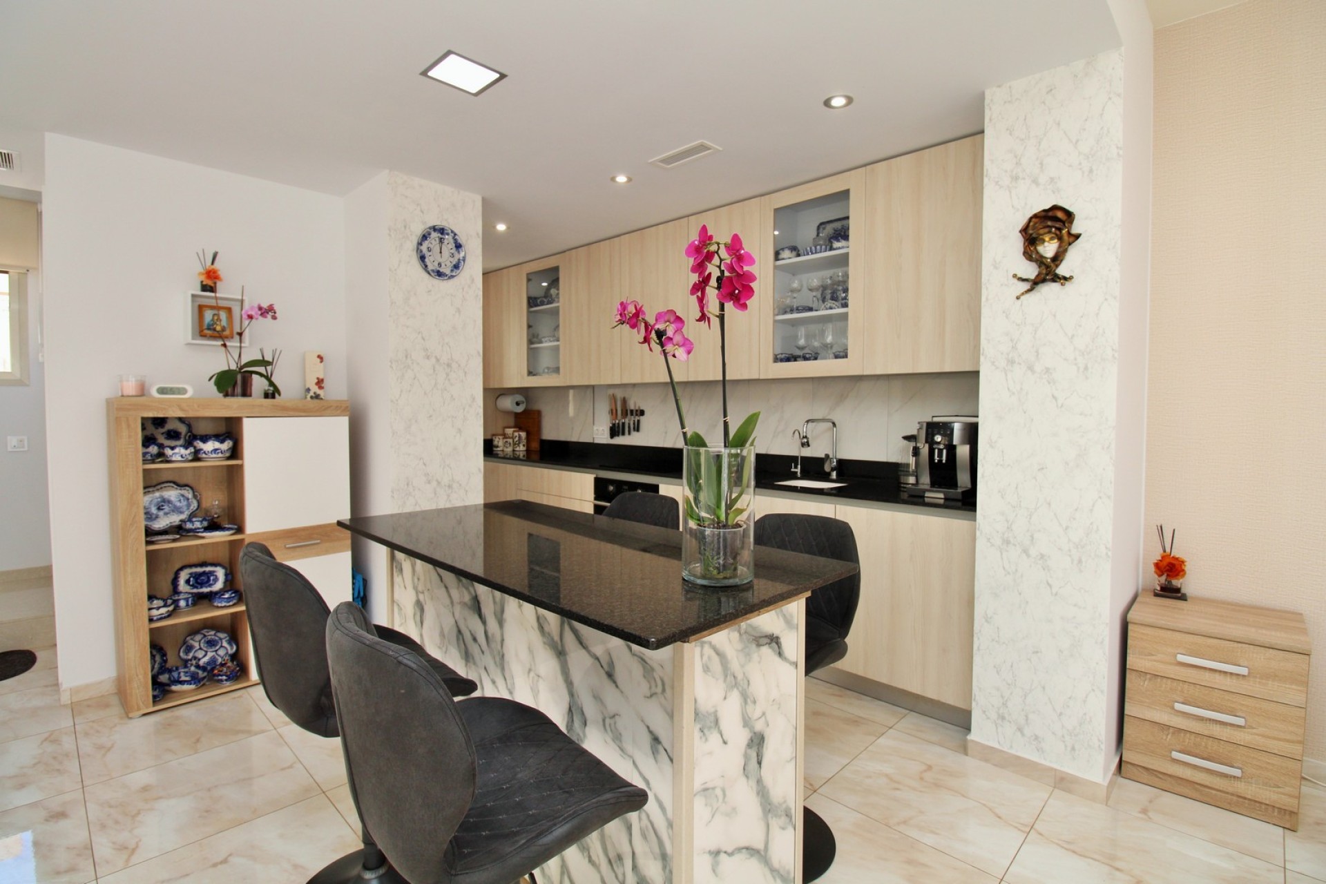 Resale - Villa - Villamartín