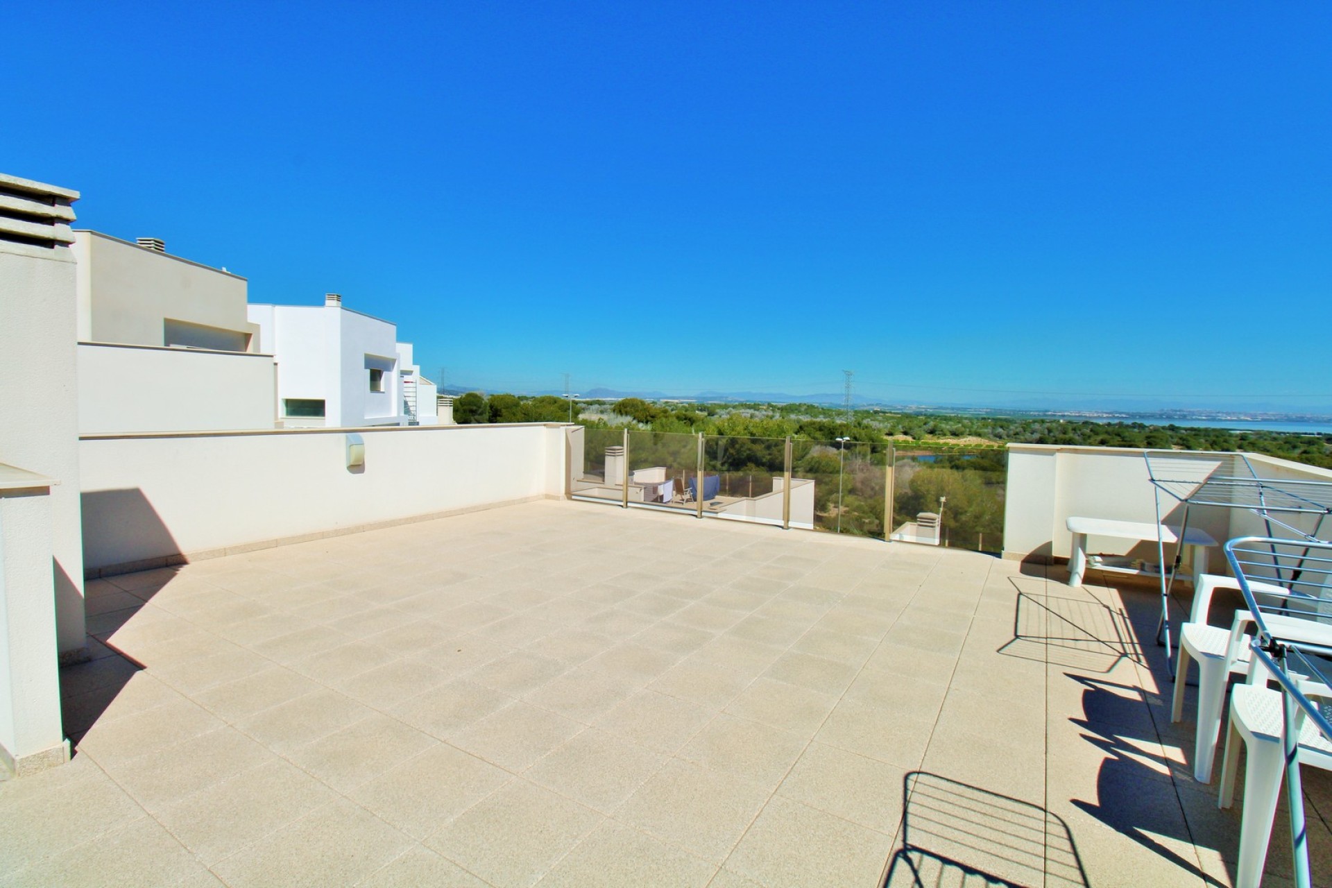 Resale - Villa - Villamartín