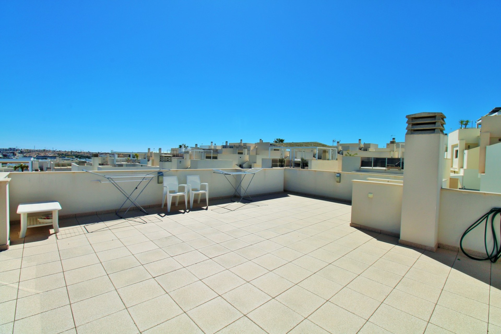 Resale - Villa - Villamartín