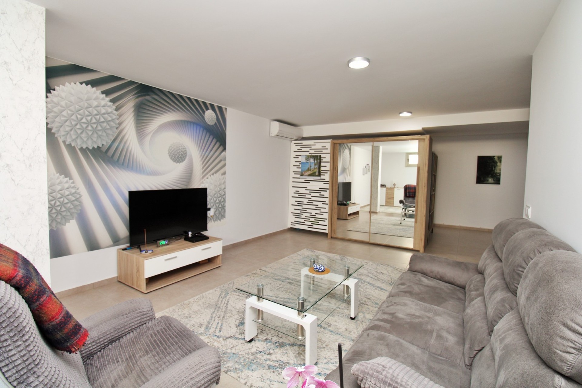 Resale - Villa - Villamartín