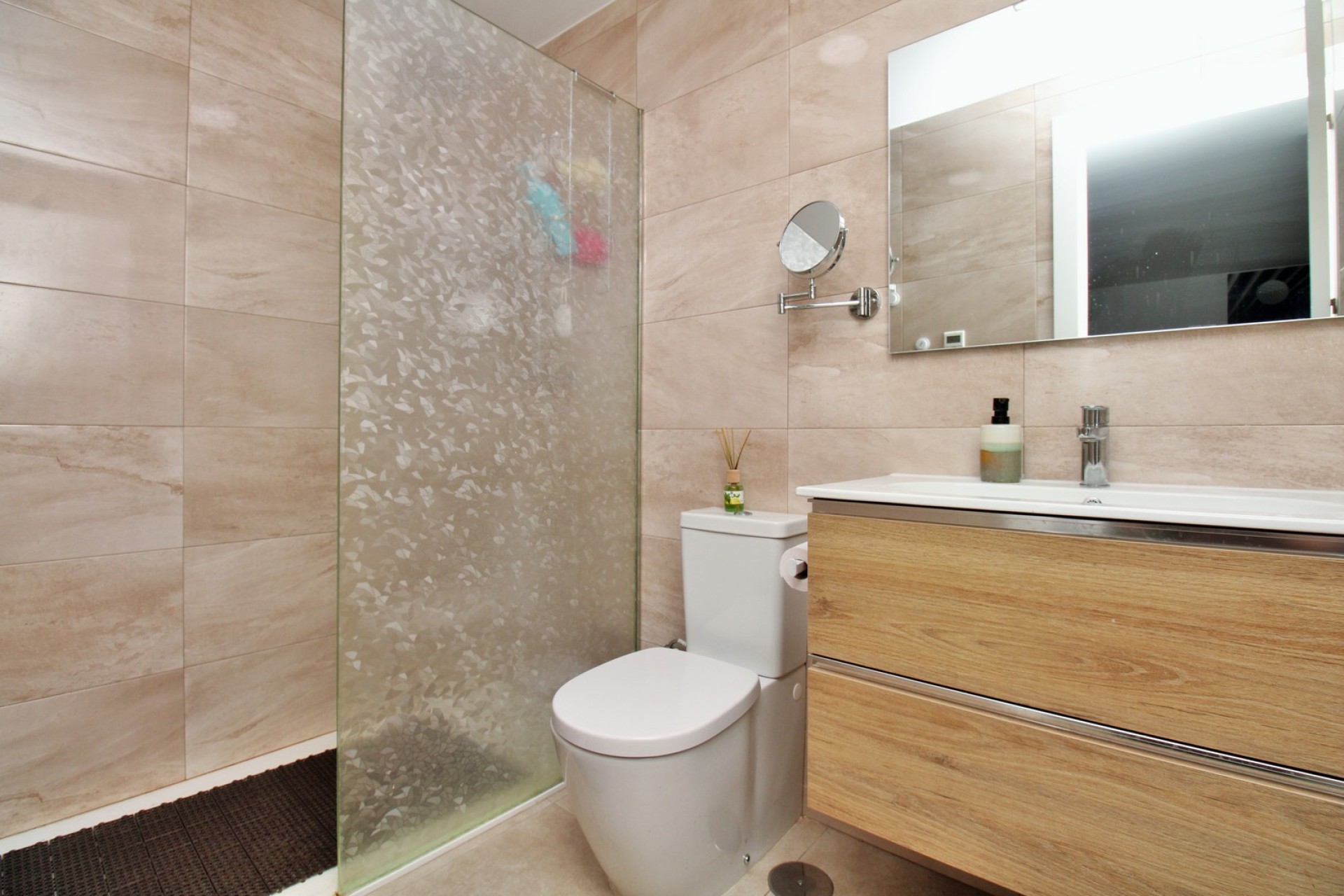 Resale - Villa - Villamartín