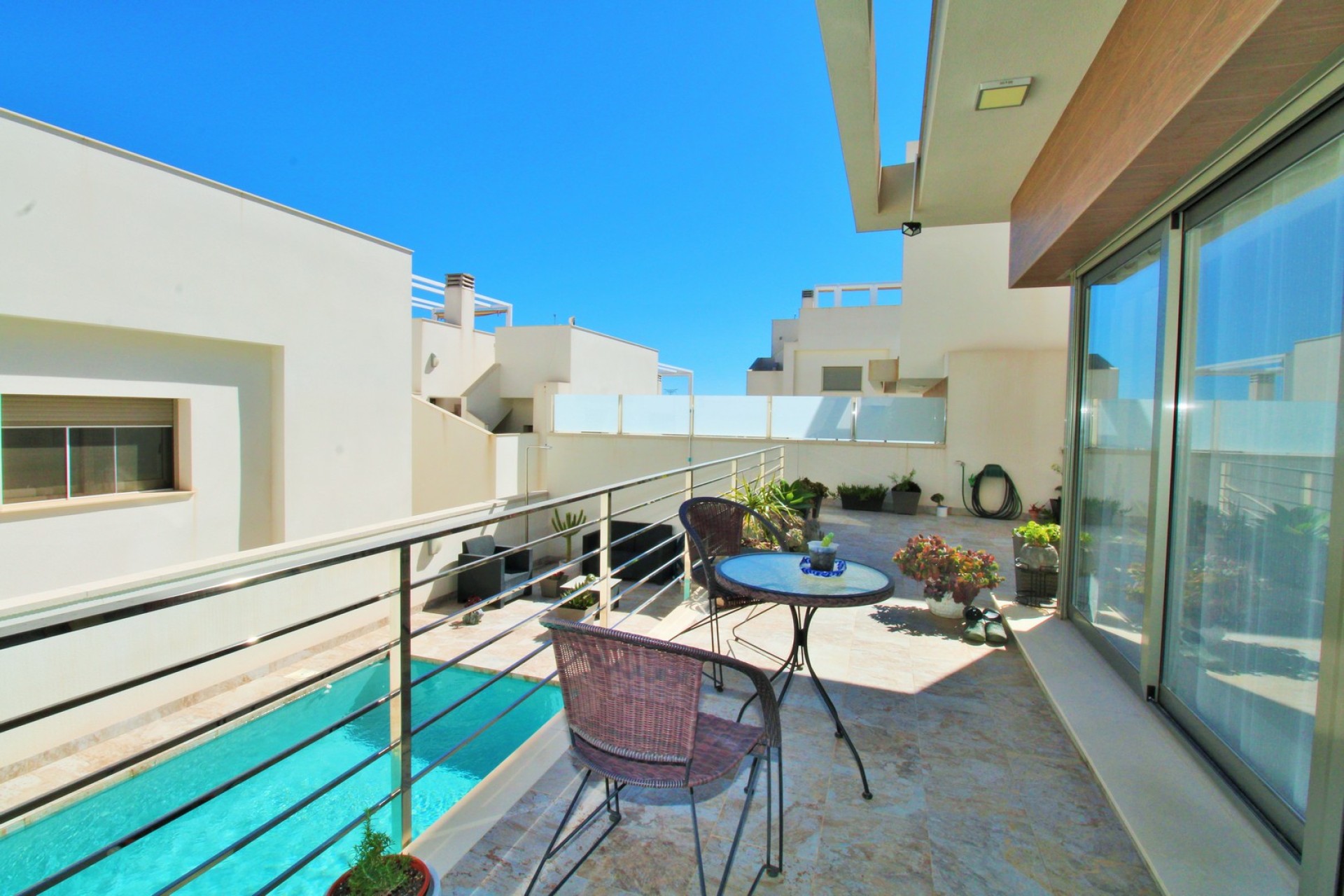 Resale - Villa - Villamartín