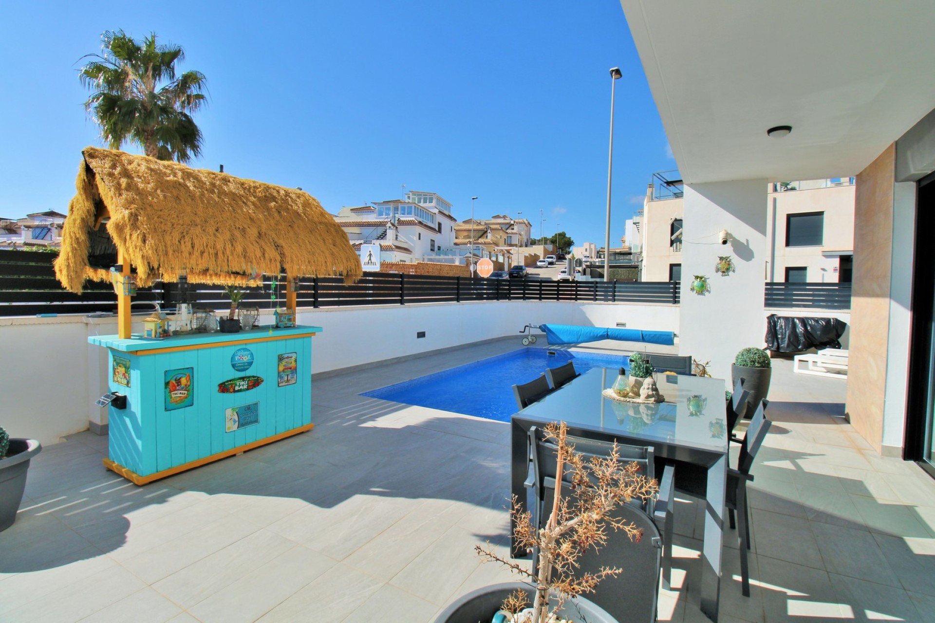 Resale - Villa - Villamartín