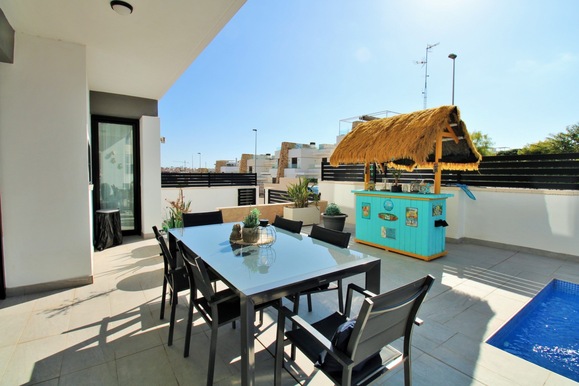 Resale - Villa - Villamartín