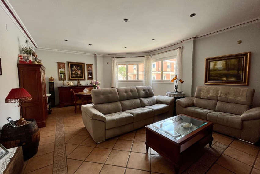 Reventa - Casa - Sax