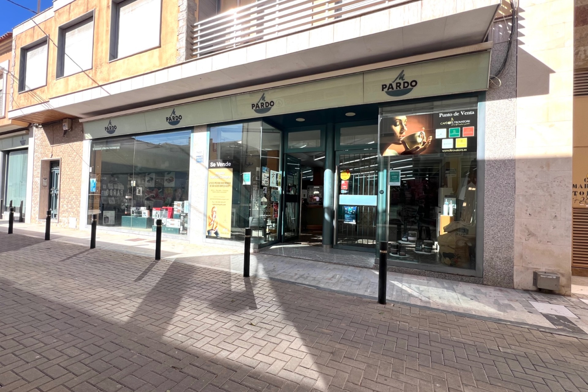 Reventa - Commercial - San Javier