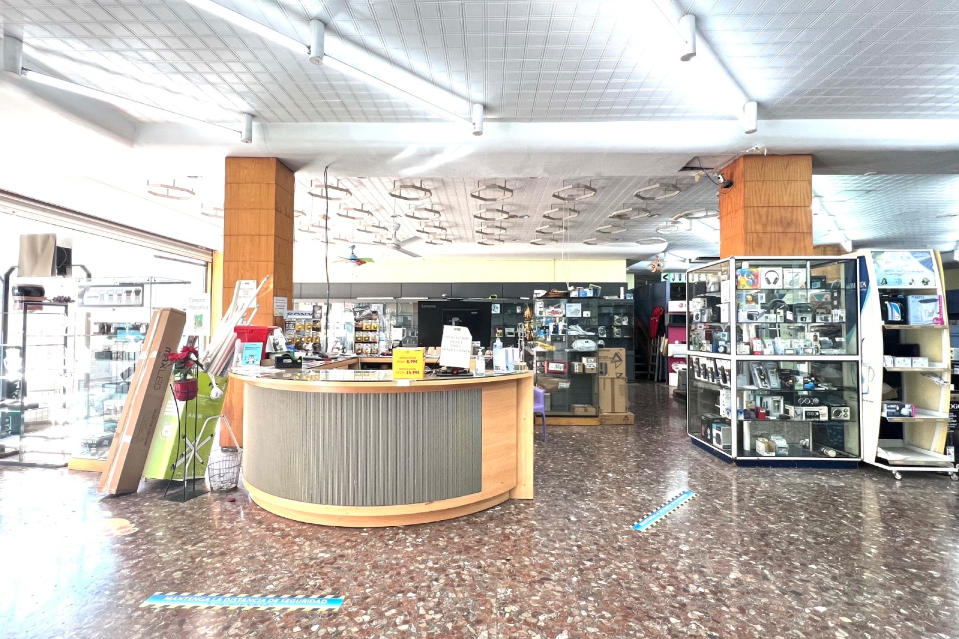 Reventa - Commercial - San Javier